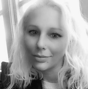 Meet your Posher, Stephenie